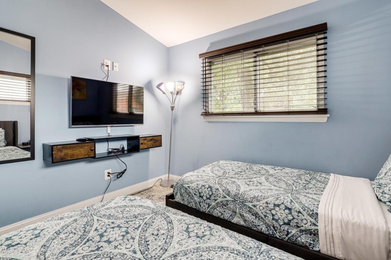 Villa Escape To Our Cozy 3 Bed Rm 2 Bath Unit In Alexandria Va Exterior foto